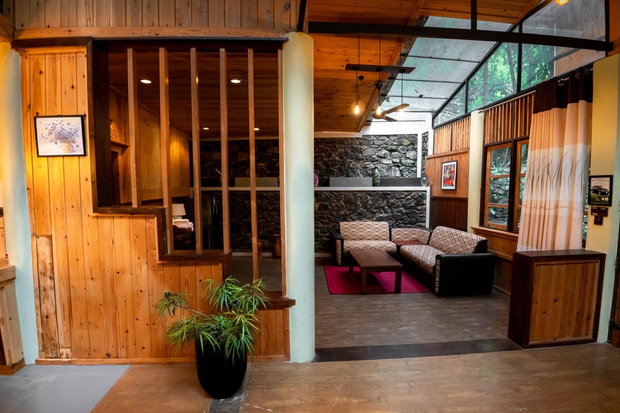 Arana Sri Lanka Eco Lodge And Yoga Center เอลลา ภายนอก รูปภาพ
