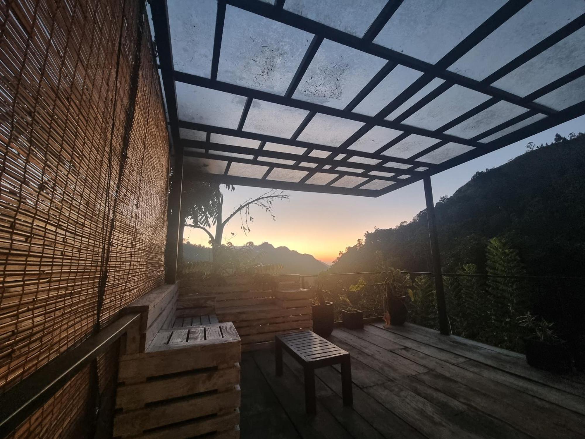 Arana Sri Lanka Eco Lodge And Yoga Center เอลลา ภายนอก รูปภาพ